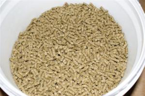 Pelleted and NOT EXTRUDED! Retains the texture for easy feed switch!